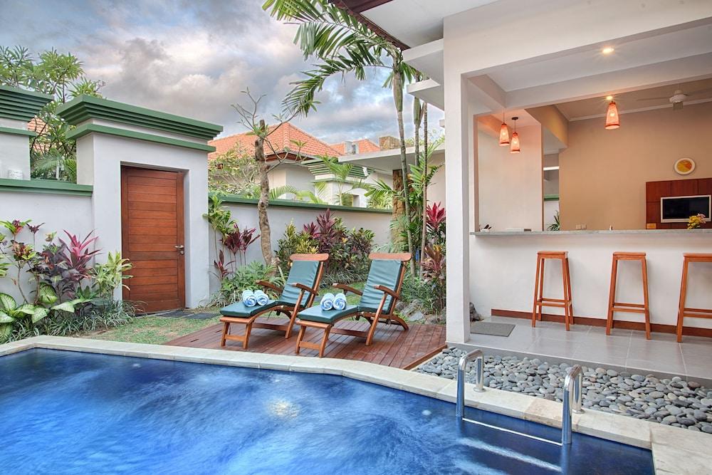 Villa Tukad Alit Seminyak Exterior foto